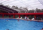 La piscina.